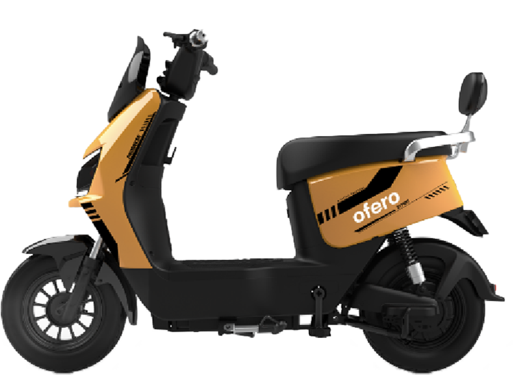 Zyper 1 en color Amarillo anaranjado con acabado Negro brillante